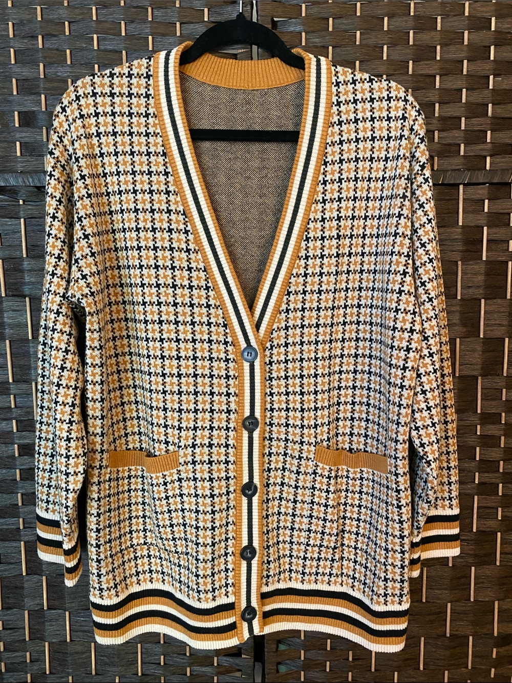 Sandro Paris / Maje París 100% Merino Wool Houndstooth V-Neck Cardigan Size M
